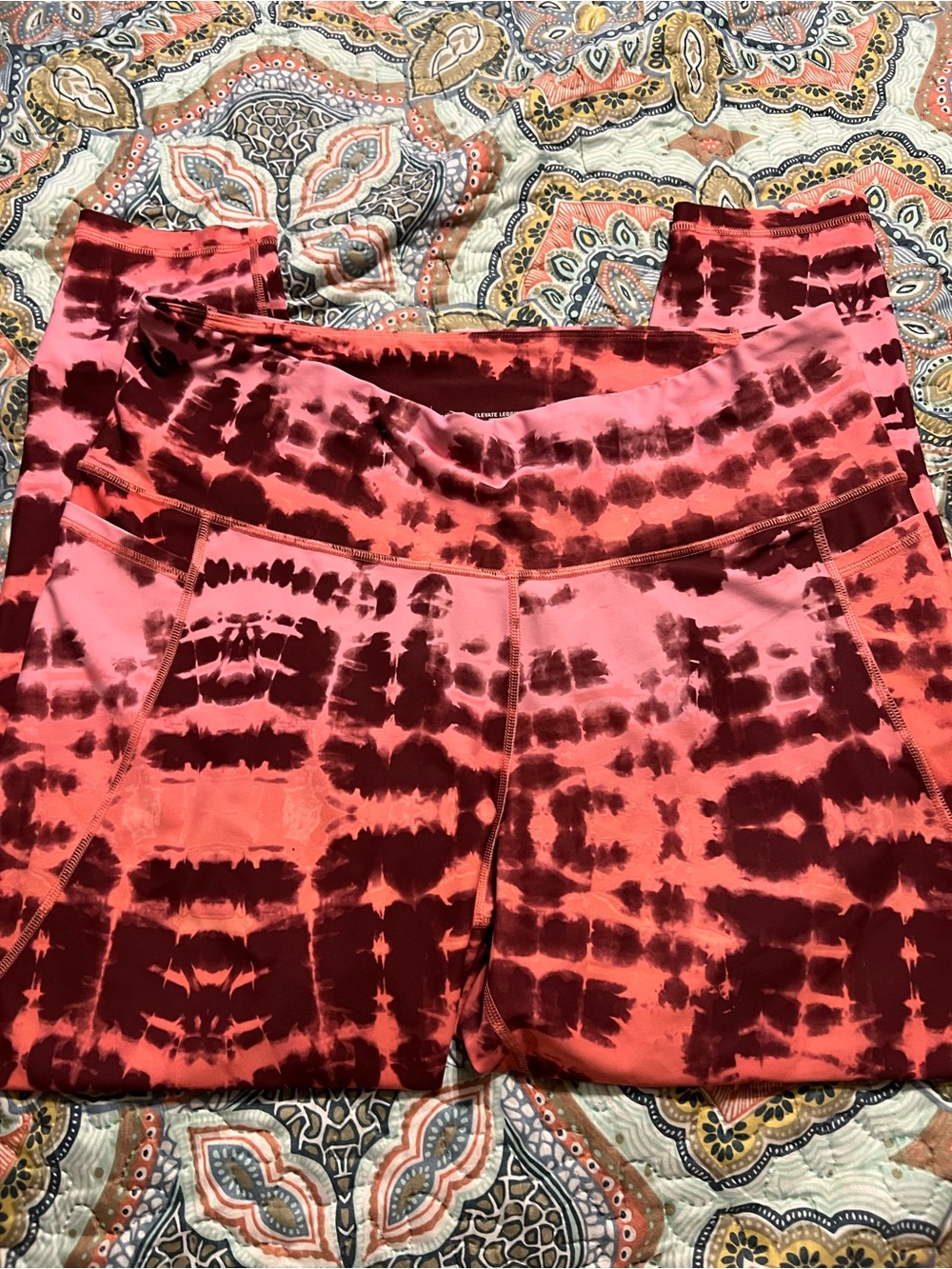 Old Navy Pink and Burgundy Tie-Dye High-Rise Leggings